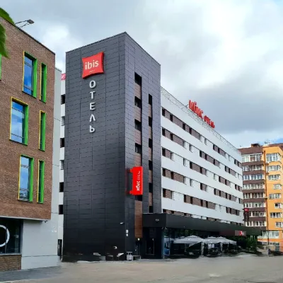 Ibis Irkutsk Tsentr Hotel 레오니드 가이다이 동상 주변 호텔