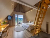 Trip.com Group Country Retreats (LanCang Laodabao Joint Resort) - balcony