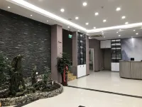 Jingqi Hotel - Kitchens