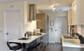 Viridian Apartments in Swindon Serviced Apartments - Swan Place