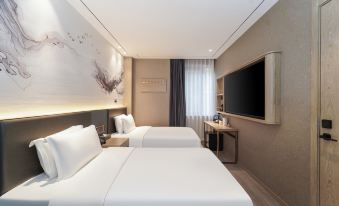 Weiting Hotel (Shanghai People's Square Subway Station Changzheng Hospital Branch)