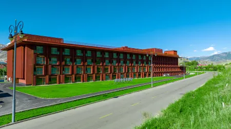 JERUYIH HENTIQUE HOTEL Отели рядом с достопримечательностью «The Koktokay No. three pit»