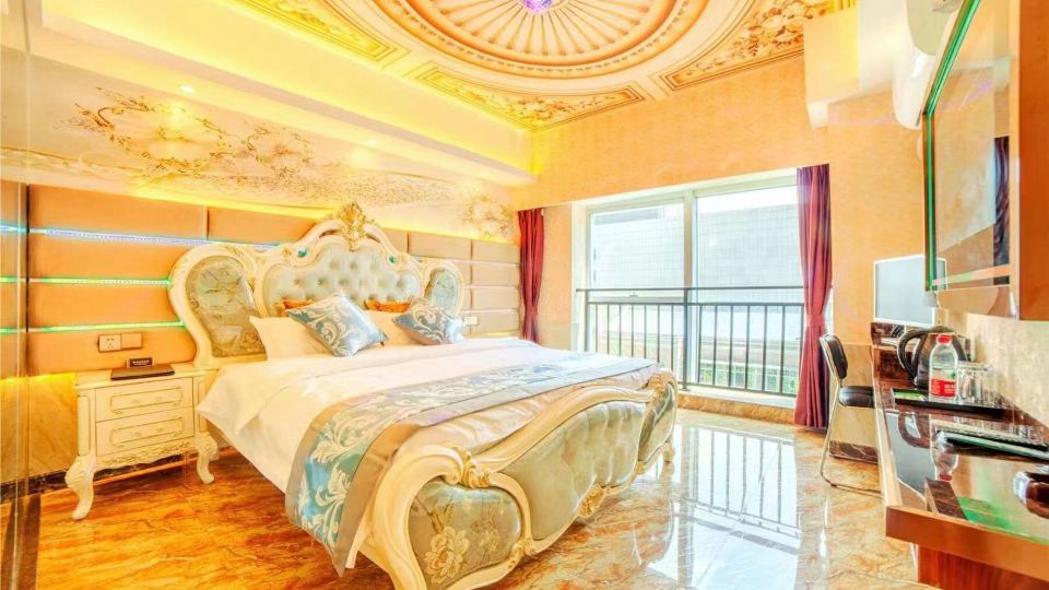 Bandao Holiday Hotel