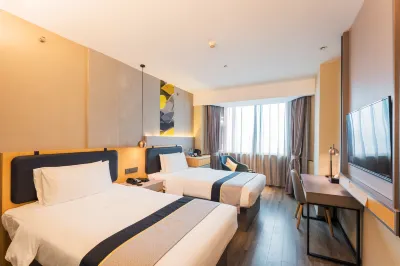 Homeinn Selected Hotel (Nanchang Tengwang Pavilion Bayi Uprising Memorial Hall) Hotel di Nanchang