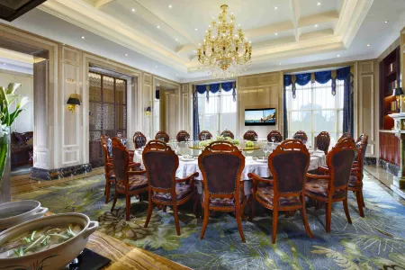 Shunquan Jinyue Hotel Отели рядом с достопримечательностью «Zhejiang Construction Vocational and Technical College (Shangyu Campus)»