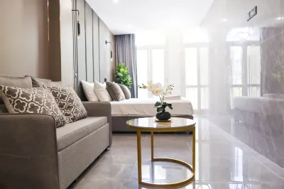 301 Studio & Suites by Recharge Residences Hotel di 