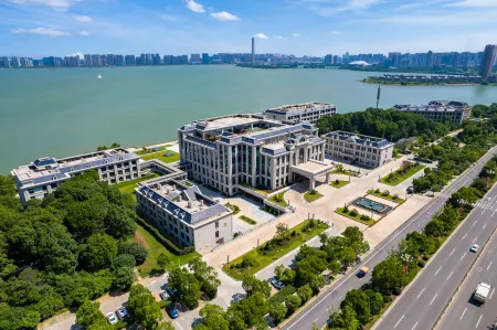Bandao Hotel Отели рядом с достопримечательностью «Jiangxi Vocational College of Finance and Economics Balihu Campus»