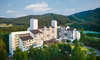 Kumho Seorak Resort