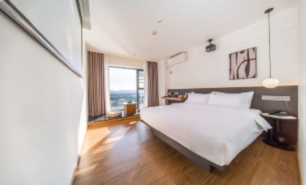 Land Scape Youth River View Hotel