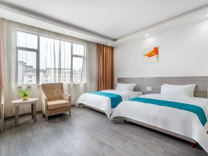 Yizhou Holiday Hotel