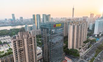 Livetour Apartment(Zhujiang New Town Branch)