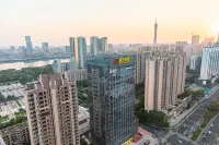 Litu·LIVETOUR Riverside Light Hotel (Guangzhou Pearl River New City Branch) Hotel a Guangzhou