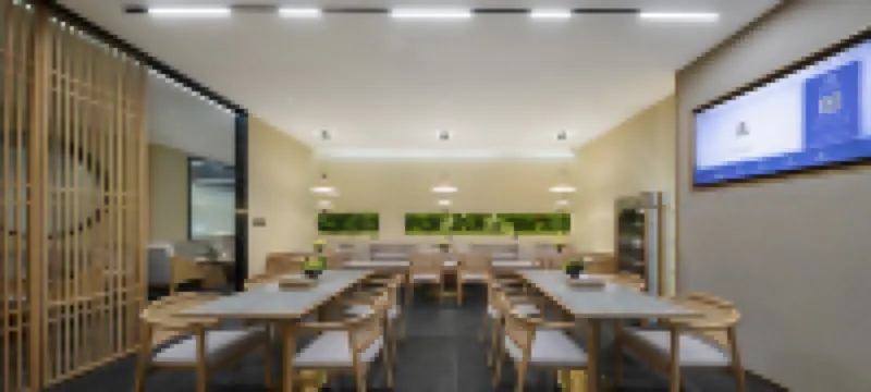 QIANNA HOTEL GLORIOUS(Wuyang No.2 High School)
