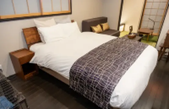 Kyoto Dog and Cat-Friendly House