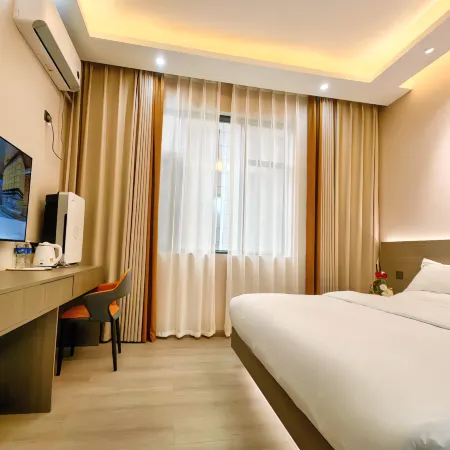 Mile Muxi Hotel (Huquanshui Township Tourism Resort)