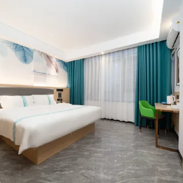 Lingshan Yuji Hotel (New Maternity and Child Store)