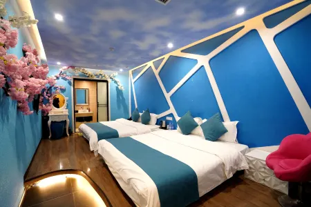 Wuhan Holiday Sunshine Theme Hotel Hugang Lane Huang Hei Lou Shop