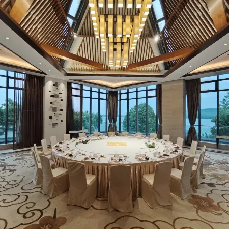 Jinling Resort Tianquan Lake