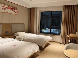 Home Inn Huayi Hotel (Shuanggou Branch)