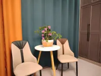 When encountering homestays and farmhouses in Huocheng