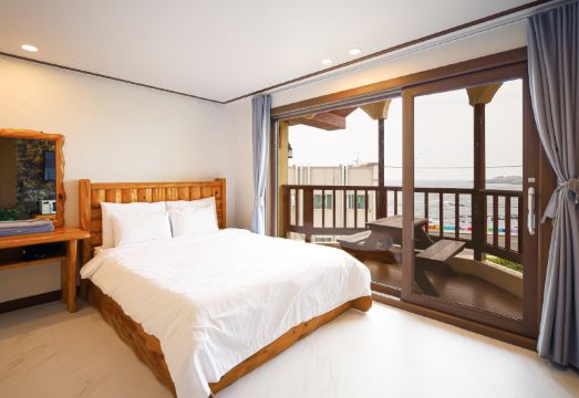 해안풍경펜션 객실 내부