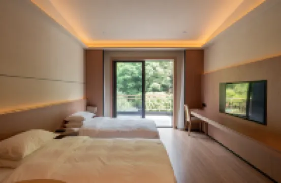 โรงแรมหลิงกิ๋ว ภูเขาเหยียนตัง เวินโจว โรงแรมในเยว่ชิง