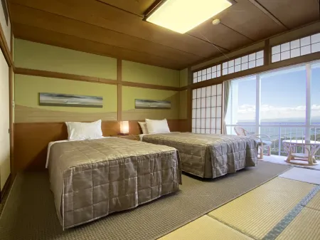 Gamagori Onsenkyo Mikawa Bay Hills Hotel Отели в г. Нисио