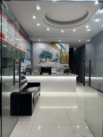 Lichuan Xinhong Hotel