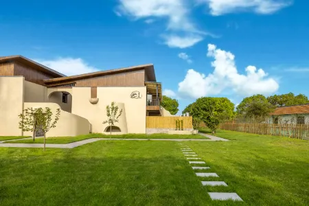 Homestays at Dashu & Paddy Field Rural Art Center Отели рядом с достопримечательностью «Xilinchan Temple»