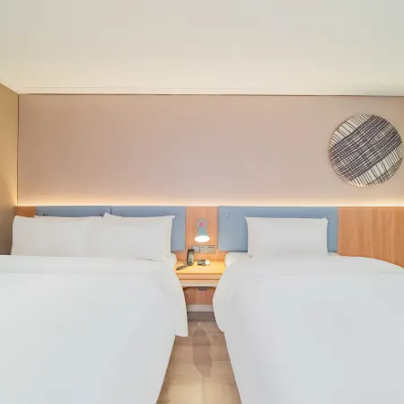 Homeinn Hotel (Ningbo Tianyi Square Jiangxia Bridge Subway Station)