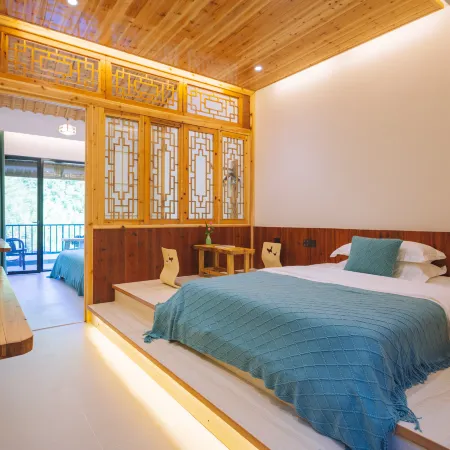 Lingyuanxiaozhu Hostel