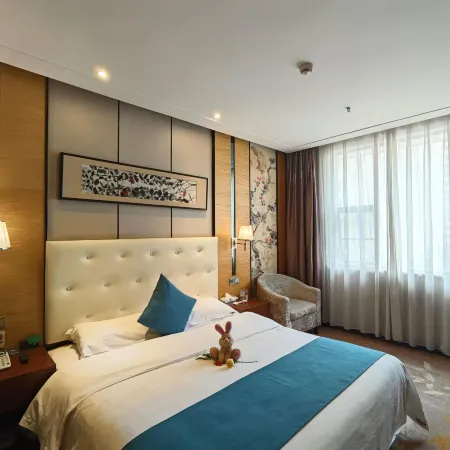 Pinwei International Holiday Hotel