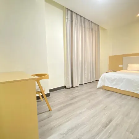 Four seas Business Hotel Changshu