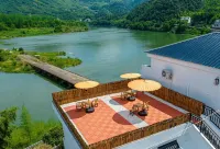 Tonglu Yaolin Yuqing Mountain Lodge