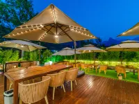 Xi'an Zhongnan Zhuyuan Hotel Hotels near Cuihua Mountain