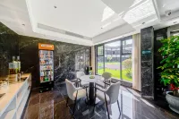 Hyatt Zhuhai Hotel - bar