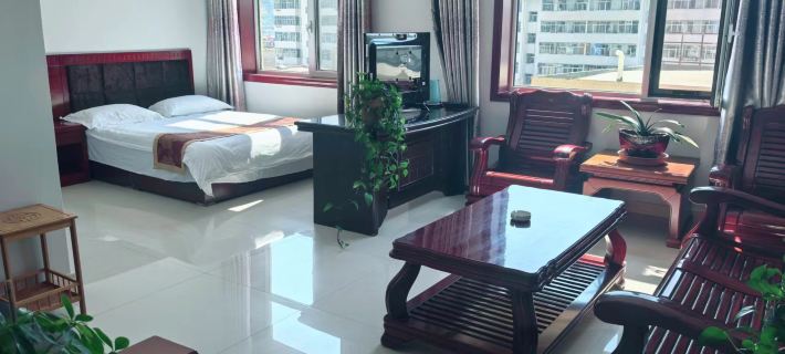 Yuanlan Xinglong Hotel Hotels in Gaolan County