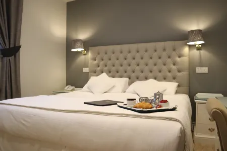 Centennial Hotel