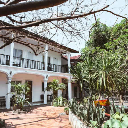 Vientiane Garden Villa Hotel Отели рядом с достопримечательностью «Статуя Фа Нгум»