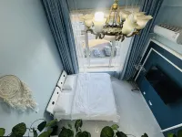 Tonghua Qingxiang LOFT Red Star Macalline Homestay