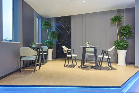 Durian Star Hotel Отели рядом с достопримечательностью «Jinling Institute of Technology Xiaozhuang Campus»