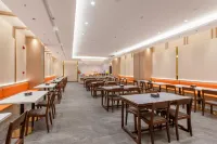 ZMAX Hotel Zhuhai  Gongbei Port Lovers Road Branch