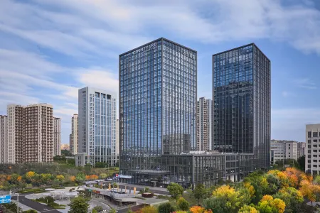 Courtyard by Marriott Nanning Wuxiang Отели рядом с достопримечательностью «Pujin Park»