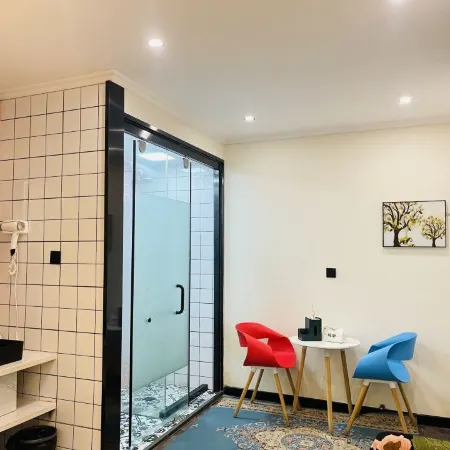 Floral Hotel · huashe Hotel