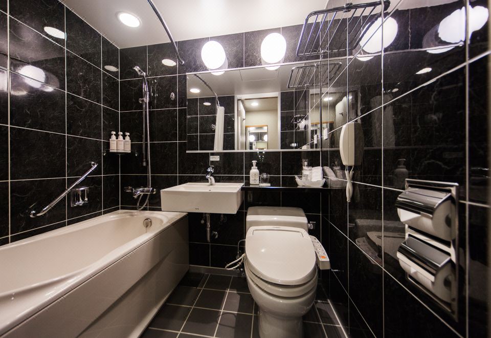 ANA Crowne Plaza Matsuyama 썸네일