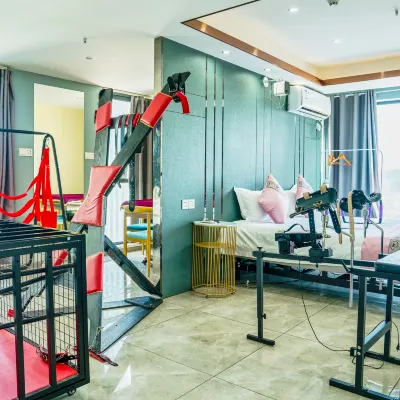 Ultimate Couples Theme Homestay (Xianlin University City Wanda Mall) โรงแรมใกล้วัดฉีเซี่ย
