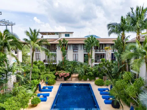 Phuket Seaview with Pool and Rooftop 4 Bedroom Skyvilla Hotels in Boat Lagoon