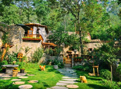 Yunqiu Mountain Kangjiaping Homestay