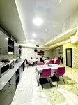 Apple Hotel