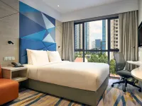 Holiday Inn Express 新加坡實龍崗智選假日飯店 薰衣草區附近的飯店